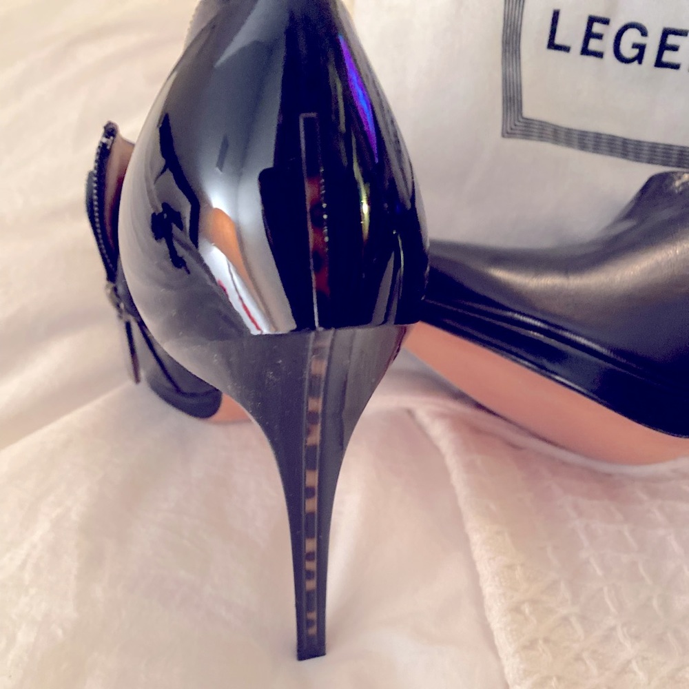 Herve Leger Black Leather Pointed Toe Stiletto Heel Ankle Bootiesβ Zip Size 39.5